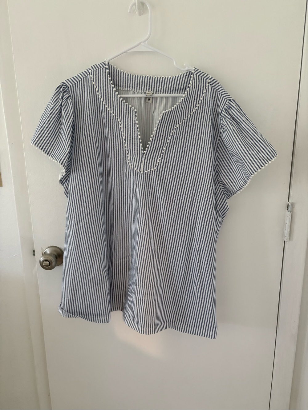 torrid Blue & White Striped V-Neck Tunic